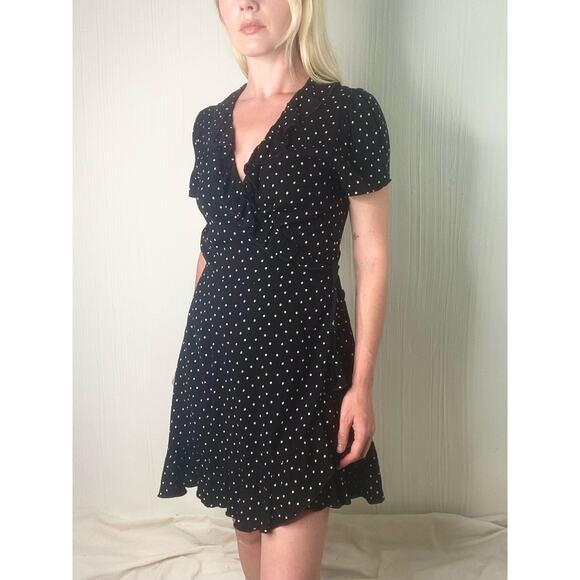 SUNDAY BEST B&W Polka Dot Short Sleeve Ruffle Trim Wrap Dress US MEDIUM NWT - Picture 2 of 16